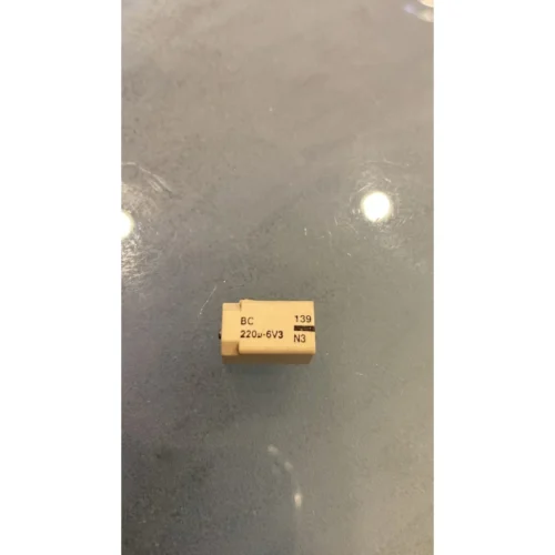220UF 6V3 105C %20 14.3X7.6 SMD ALÜMİNYUM ELEKTROLİTİK KONDANSATÖR