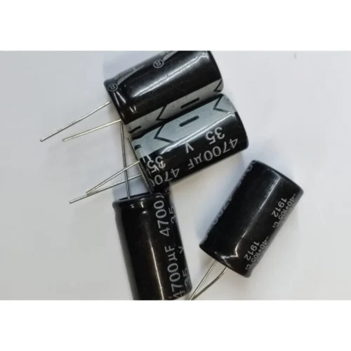 4700UF 35V 105C 18X30 Elektrolitik Alüminyum Kondansatör